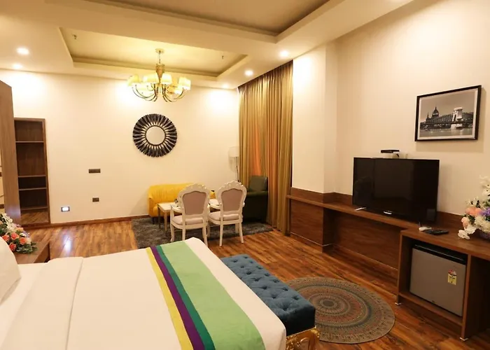 Tivoli Lawrence Road Hotel Delhi 