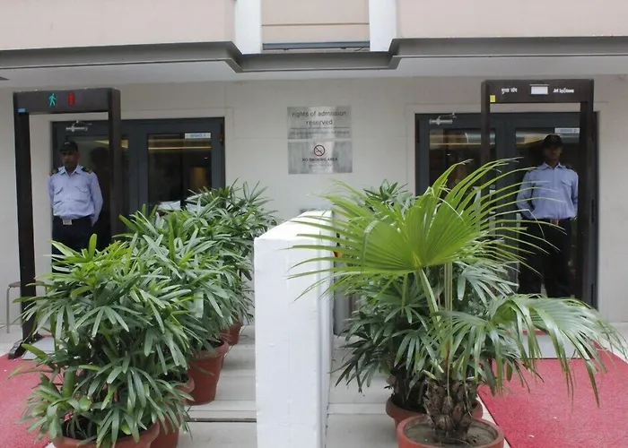 Hotel Swati Deluxe Delhi 
